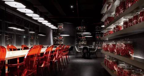 HKIRC醫(yī)療中心，把醫(yī)美中心變成了花園回